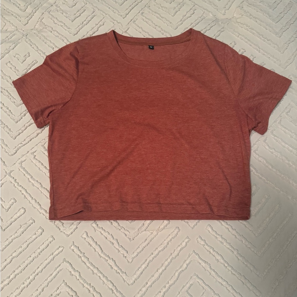 Heather Red Cropped Tee